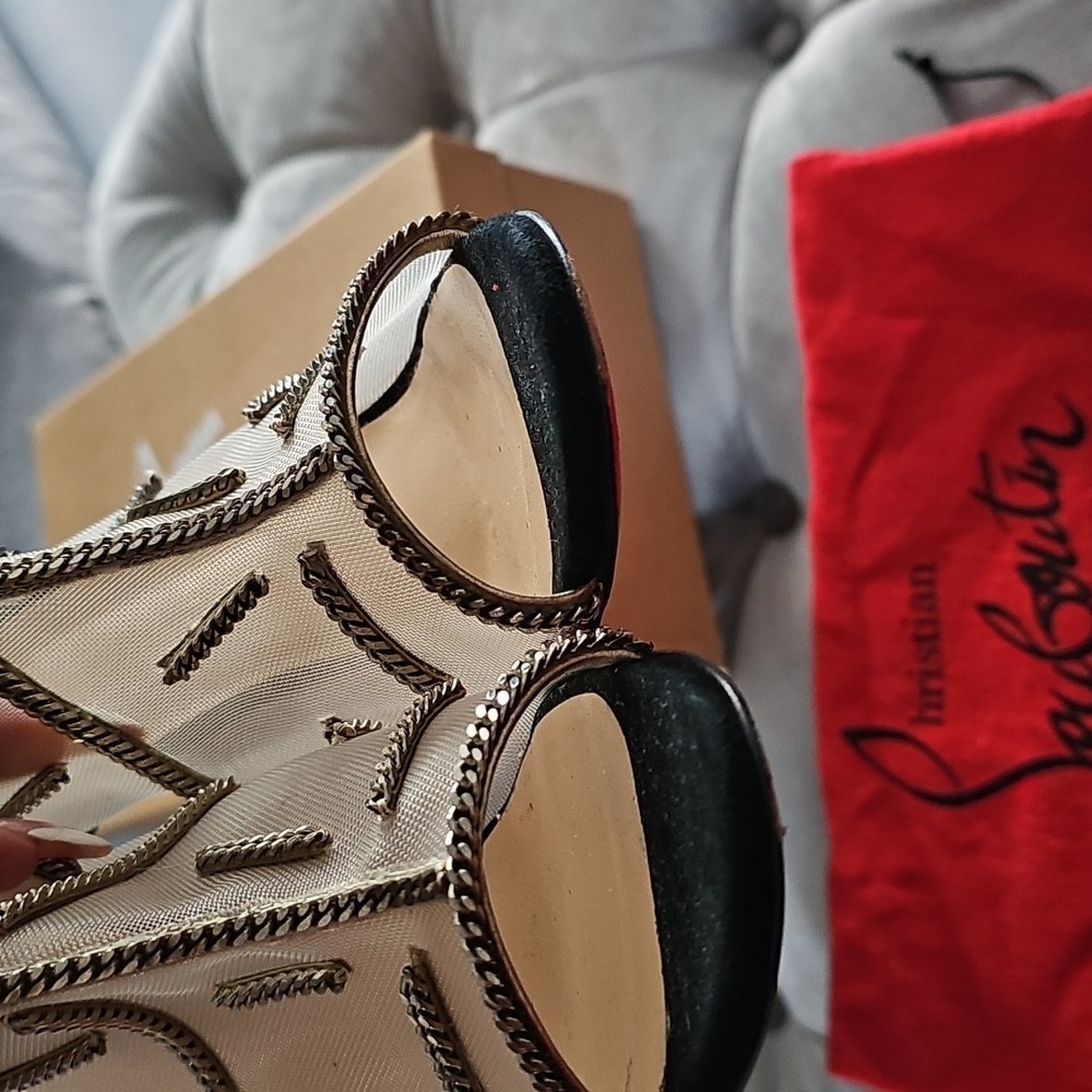 🔴 Christian Louboutin Signifiamma Mesh Booties - Picture 9 of 10